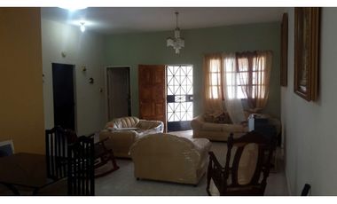 CASA LAS CUMBRES VILLA BELLA MILLA 8 3REC 300M2