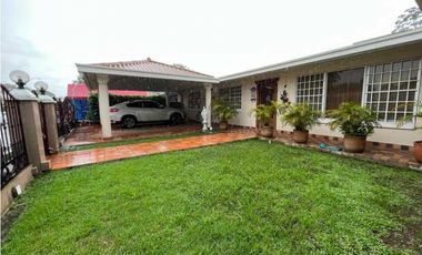 VENTA CASA EN ALBROOK 540M2 LLANOS DE CURUNDU CV