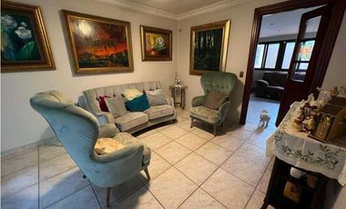 VENTA CASA EN ALBROOK 540M2 LLANOS DE CURUNDU CV