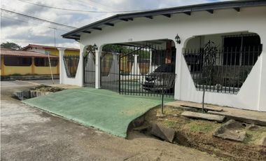 Se Alquila Casa en Arraijan, PH Arboledas de Caceres