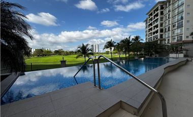 Apartamento en venta PH La Vista On The Green-Santa Maria (JAG)