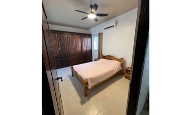 VENTA  DE CASA EN PUERTO ARMUELLES DE PLAYA CON PISCINA