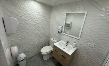 AMPLIA OFICINA AMOBLADA EN ALQUILER OCEANA BUSSINESS PLAZA 249m2