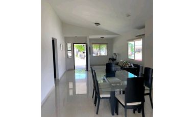 ALQUILO CASA LA CHORRERA COSTA VERDE SPRINT HILLS AMOBLADA