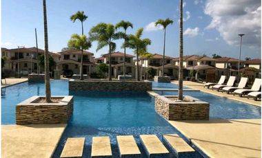 ALQUILO CASA LA CHORRERA COSTA VERDE SPRINT HILLS AMOBLADA