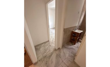 PH DE 2 AMBIENTES A LA CALLE MUY LUMINOSO - ITALIA 1848