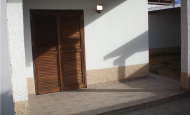 VENDE CASA en LAS TORTUGAS, GODOY CRUZ, MENDOZA.