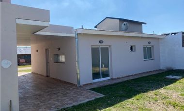 Casa a estrenar en Mar de Cobo