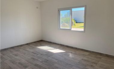 Casa a estrenar en Mar de Cobo