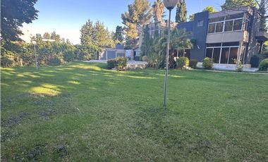 VENDE IMPORTANTE PROPIEDAD EN LA PUNTILLA, LUJN DE CUYO, MENDOZA.