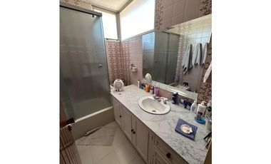 VENDE IMPORTANTE PROPIEDAD EN LA PUNTILLA, LUJN DE CUYO, MENDOZA.