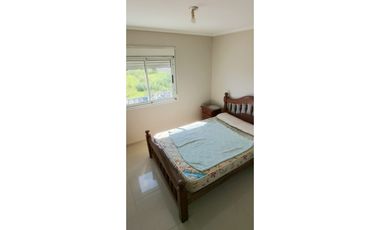 ALQUILER - UN DOR CON BALCON SEMI AMOBLADO - AV COLON 4800