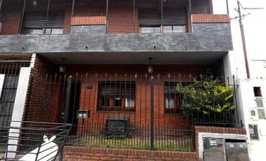 Casa PH en venta en Wilde