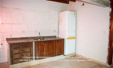 Casa de 5 ambientes 161M2 cubiertos en venta en Temperley | Con cochera