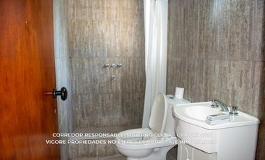 Casa de 5 ambientes 161M2 cubiertos en venta en Temperley | Con cochera