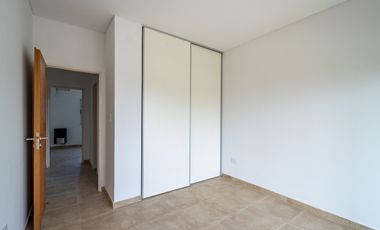 Casa 3 ambientes Alquiler Castelar