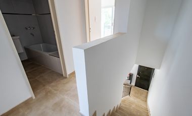 Casa 3 ambientes Alquiler Castelar