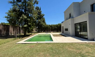 Casa en venta en Las Golondrinas