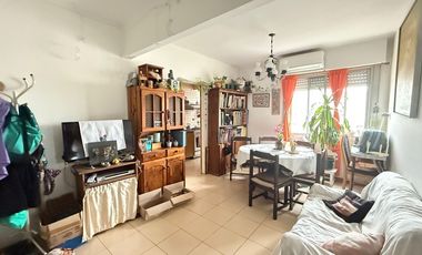Dpto en VENTA, 4amb, vista abierta, opc COCHERA