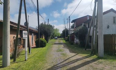 VENTA CASA 2 AMB, 2 LOTES, CLUB DE CAMPO, ESCOBAR