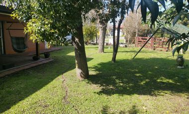 VENTA CASA 2 AMB, 2 LOTES, CLUB DE CAMPO, ESCOBAR