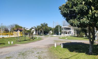 VENTA CASA 2 AMB, 2 LOTES, CLUB DE CAMPO, ESCOBAR