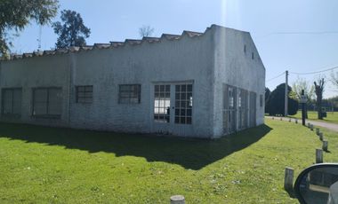 VENTA CASA 2 AMB, 2 LOTES, CLUB DE CAMPO, ESCOBAR