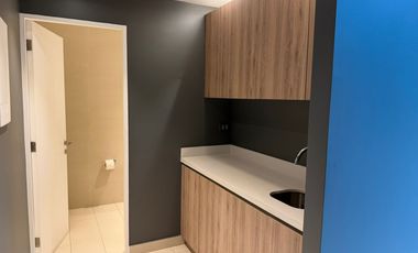 Local comercial en arriendo en LO BARNECHEA