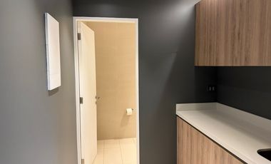 Oficina en arriendo en LO BARNECHEA