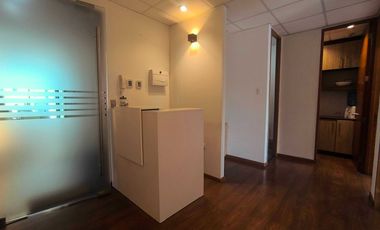 Oficina en arriendo en LA REINA