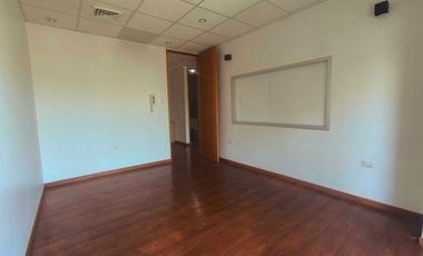 Oficina en arriendo en LA REINA