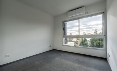 ALQUILER DUPLEX 4 AMB + COCHERA 160 METROS BECCAR