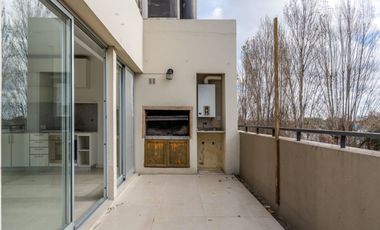 ALQUILER DUPLEX 4 AMB + COCHERA 160 METROS BECCAR