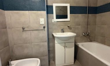 ALQUILER MONOMABIENTE EN CASTELAR SUR