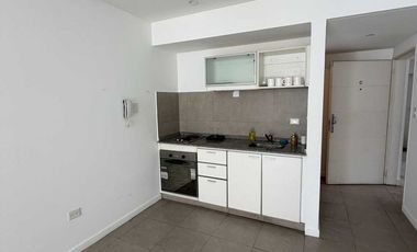 ALQUILER MONOMABIENTE EN CASTELAR SUR