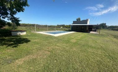 Venta Quinta con Pileta en CHACRAS DEL LAGO