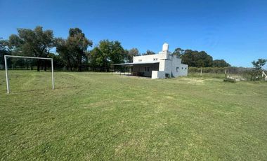 Venta Quinta con Pileta en CHACRAS DEL LAGO