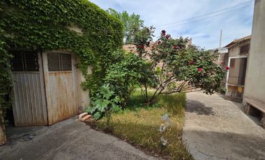 VENTA CASA 3 DORMITORIOS - ALLEN CENTRO