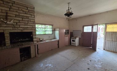 VENTA CASA 3 DORMITORIOS - ALLEN CENTRO