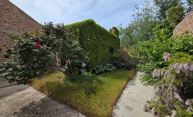 VENTA CASA 3 DORMITORIOS - ALLEN CENTRO