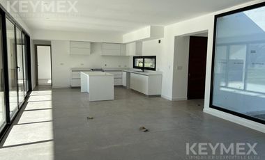 VENTA CASA 5 AMB A ESTRENAR EN VILLA ROSA