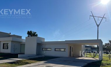 VENTA CASA 5 AMB A ESTRENAR EN VILLA ROSA