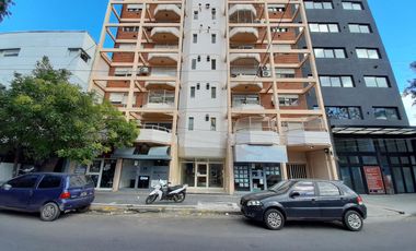 Departamento dos ambientes - Morón