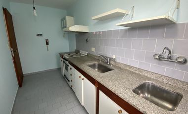 Departamento dos ambientes - Morón