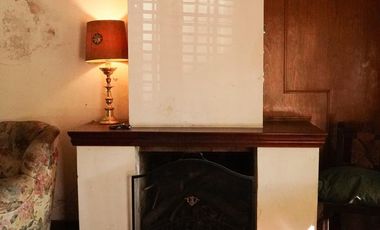 Casa de 3 dormitorios, fondo y cochera!