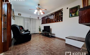 Oportunidad!  Muy lindo Chalet - 3 dormitorios - Temperley