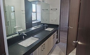 Renta de Departamento 3 recamaras zona  TEC