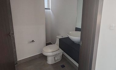 Renta de Departamento 3 recamaras zona  TEC