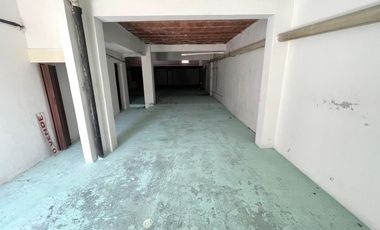 Galpón / Deposito en veta en Bella Vista