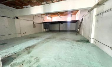 Galpón / Deposito en veta en Bella Vista